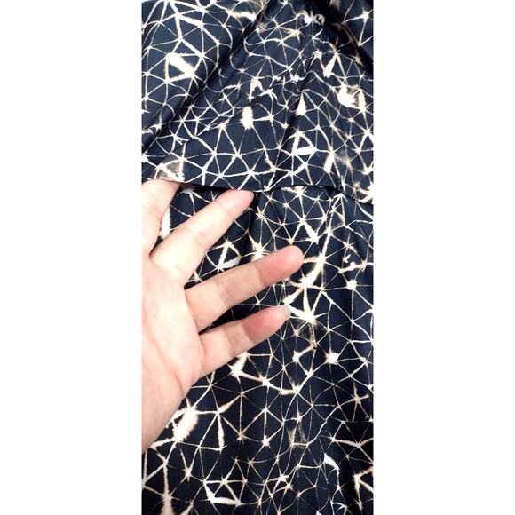 Lululemon Miss Misty II Wind & Water Resistant Jacket Size 6 - Picture 8 of 16